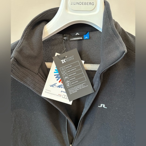 J Lindeberg Micro Fleece Jacket in size Medium. - Picture 4 of 5